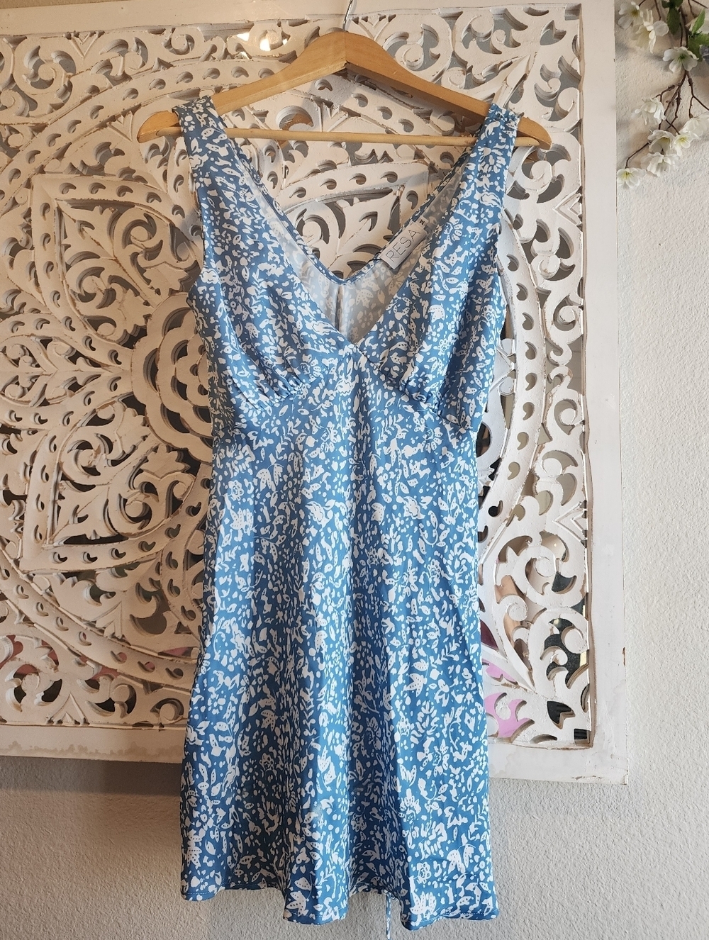 RESA FRANKIE MINI SLEVELESS FLORAL DRESS IN IRIS WOMENS SIZE MEDIUM - Picture 5 of 15